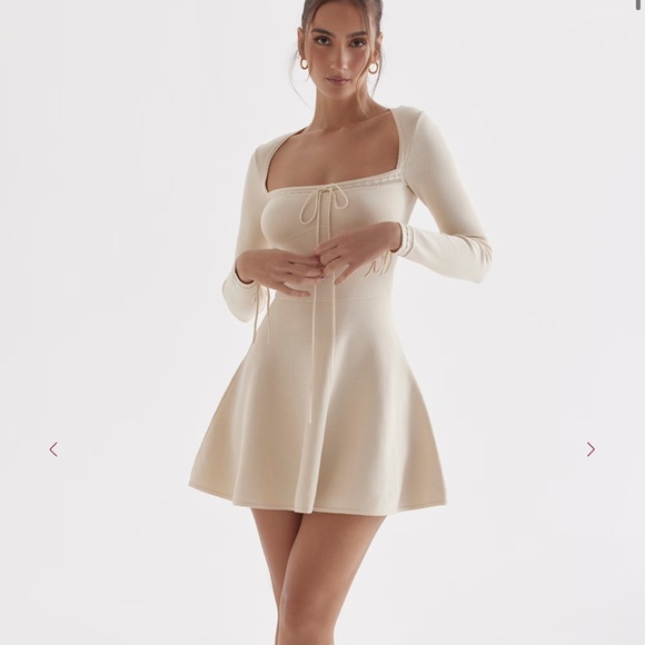 House of CB Dresses & Skirts - House of CB Caprice Cream Lace dress